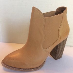 Chinese Laundry Tan Leather Booties